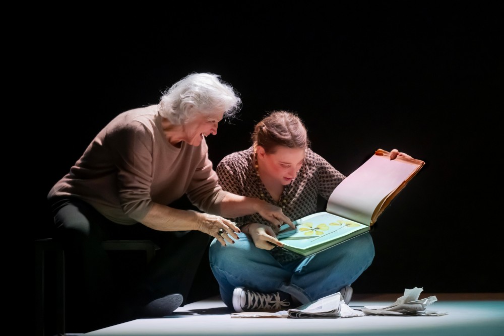 LA D&Eacute;COUVREUSE OUBLI&Eacute;E - © Reine Blanche