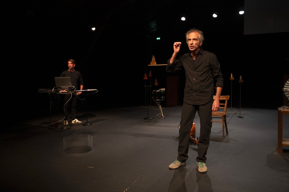 LA PR&Eacute;DICTION DES OSCILLATIONS - © Reine Blanche