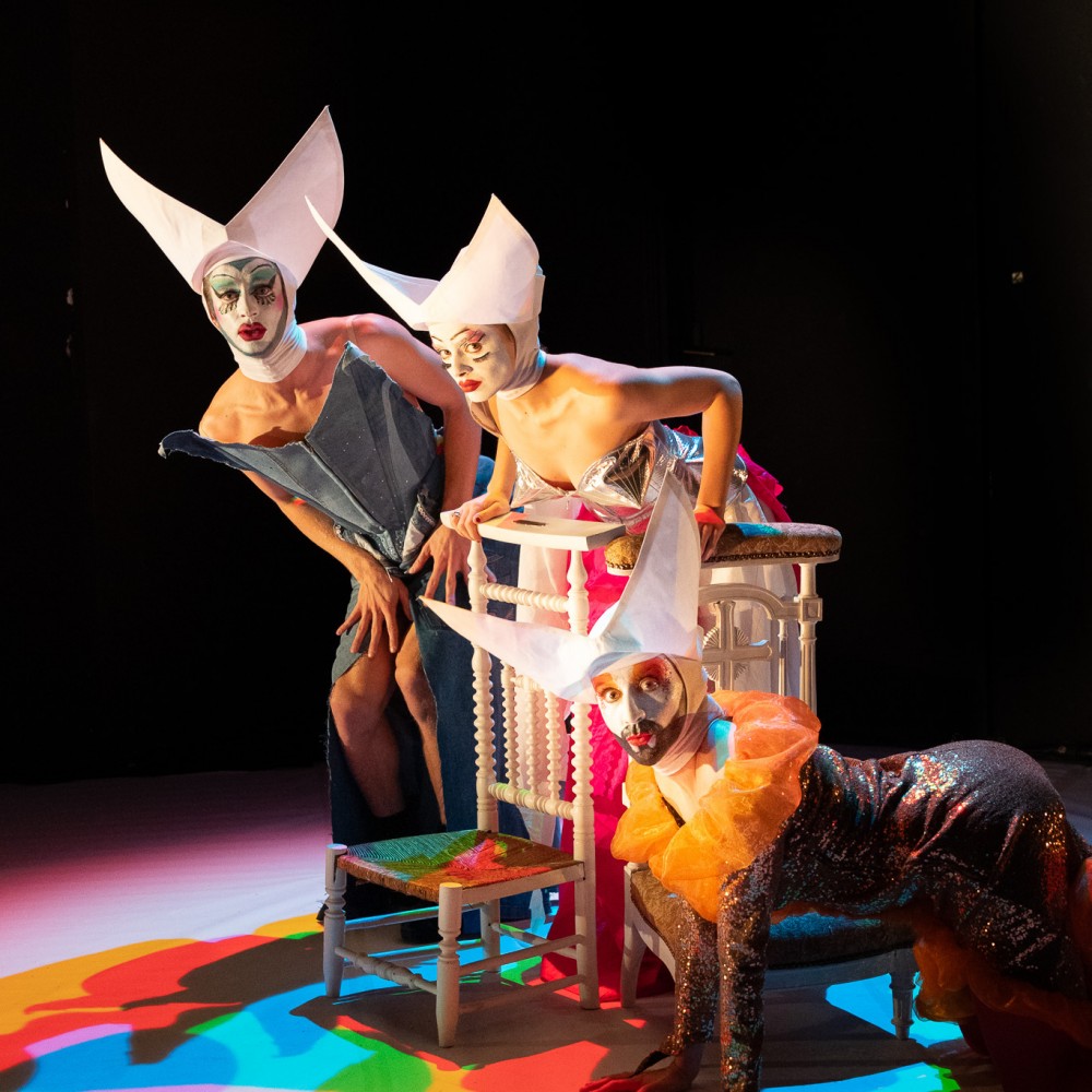 Th&eacute;&acirc;tre - © Reine Blanche